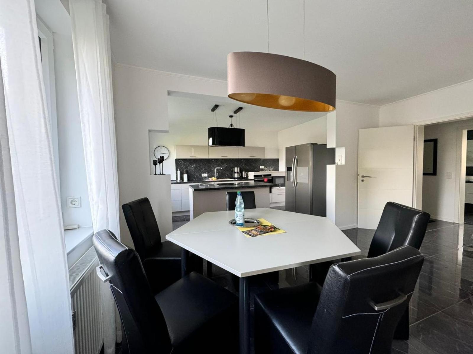 Traumhafte 2-Zimmer-Wohnung Nordenham Esterno foto
